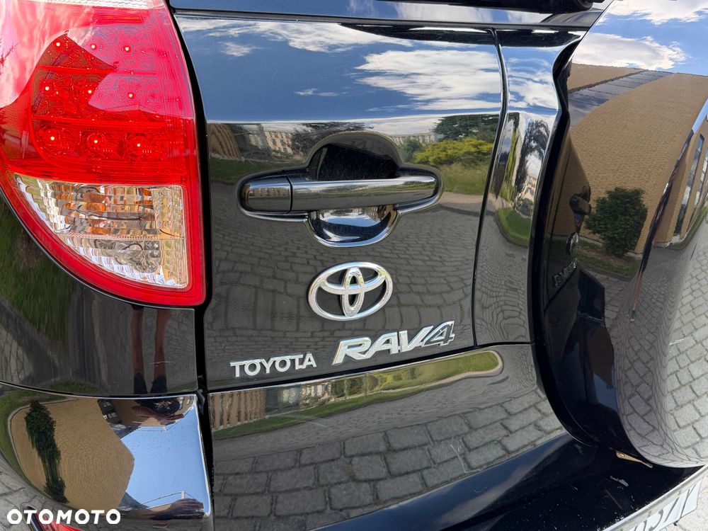 Toyota RAV4 2.2 D-4D Prestige - 13