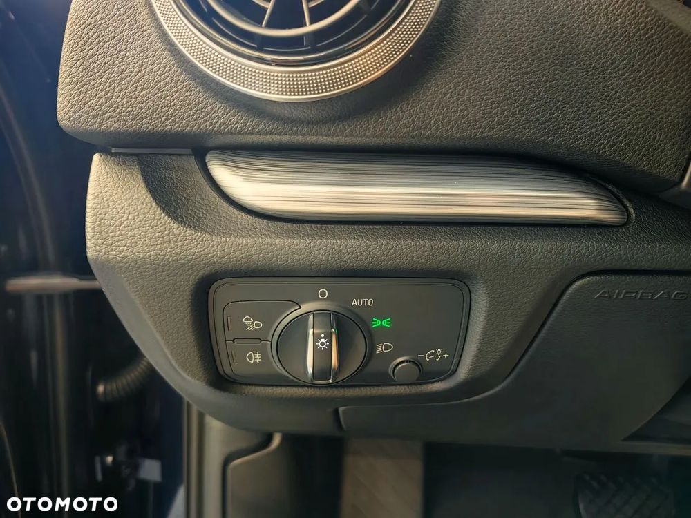 Audi A3 Sportback - 17