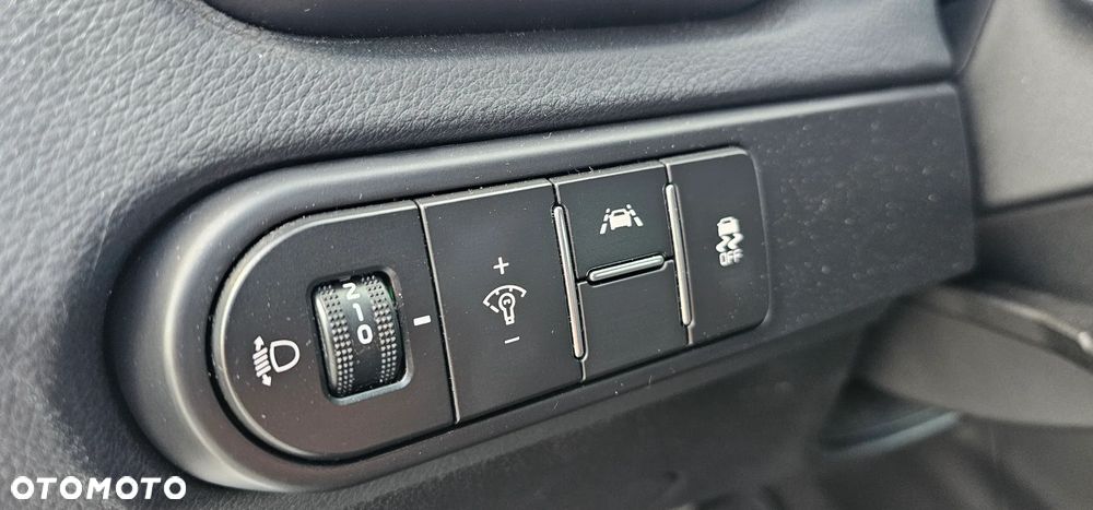 Kia Ceed 1.4 M - 11