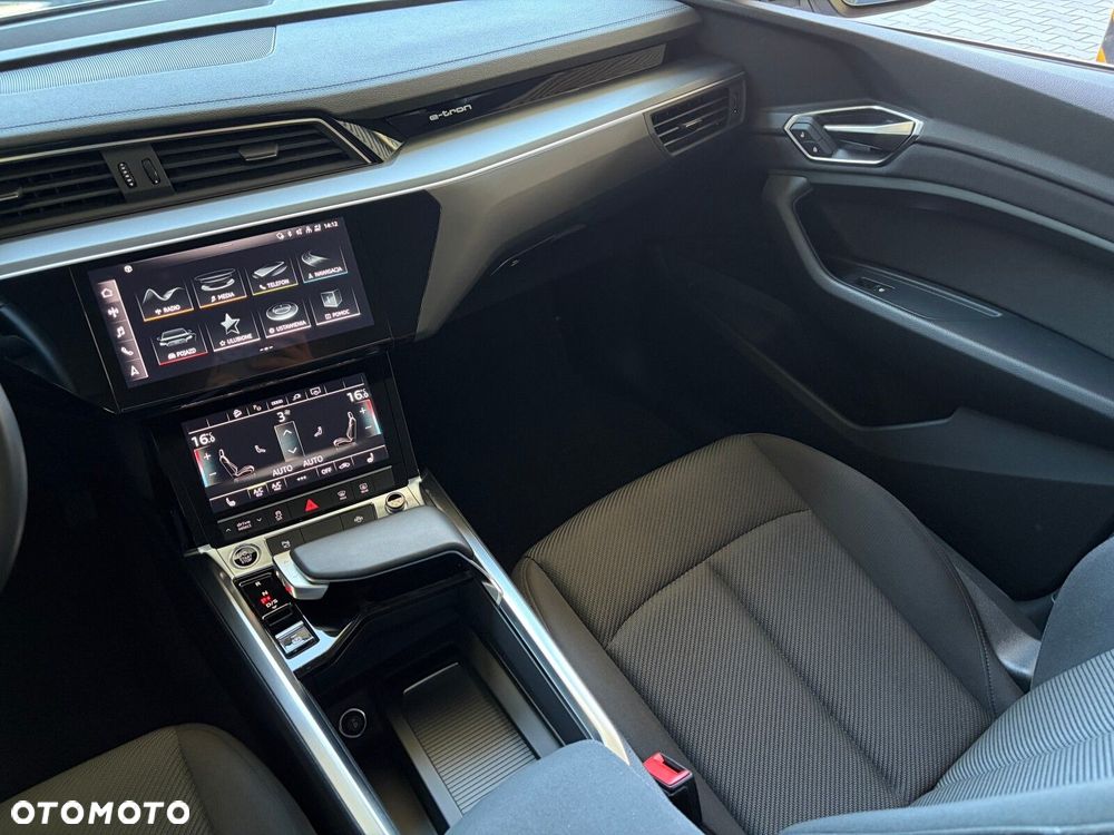 Audi e-tron Sportback - 20