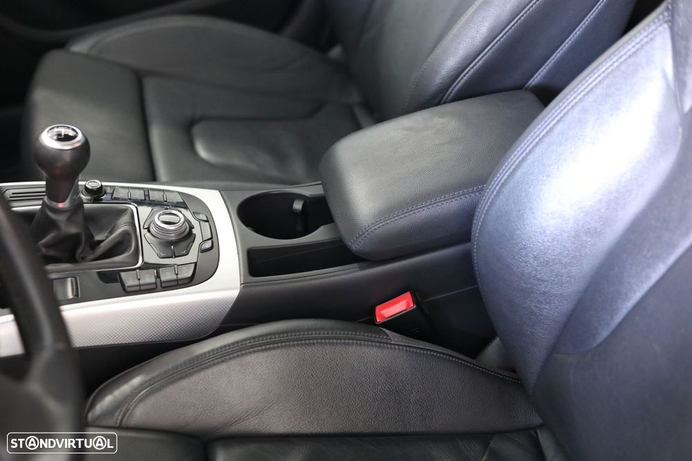 Audi A4 2.0 TDI - 13