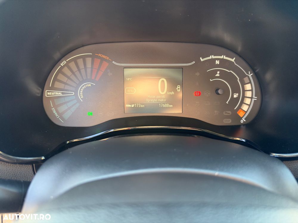 Dacia Spring Expression - 18
