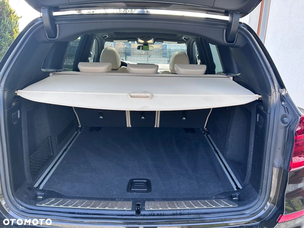 BMW X3 xDrive30i Luxury Line - 11