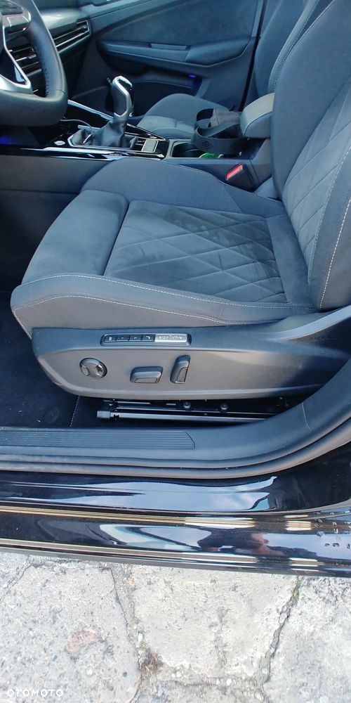 Volkswagen Golf VIII 1.5 TSI EVO Style - 13