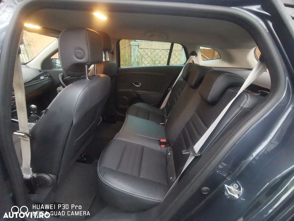 Renault Megane ENERGY dCi 130 Start & Stop Bose Edition - 5