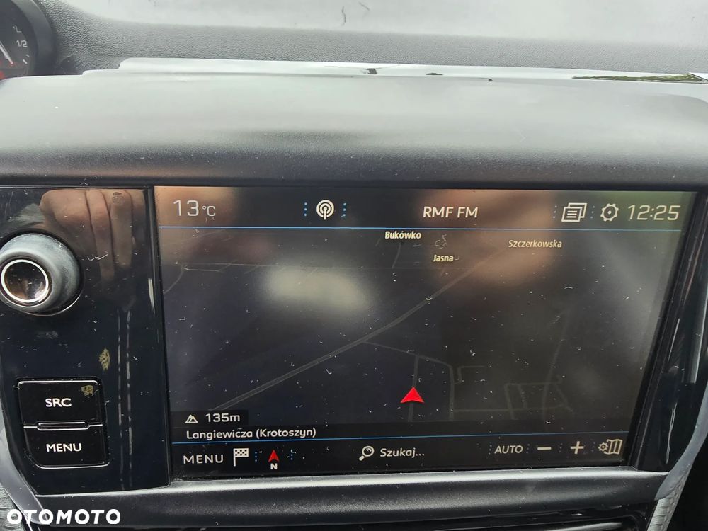 Peugeot 208 1.5 BlueHDi GT Line S&S - 32