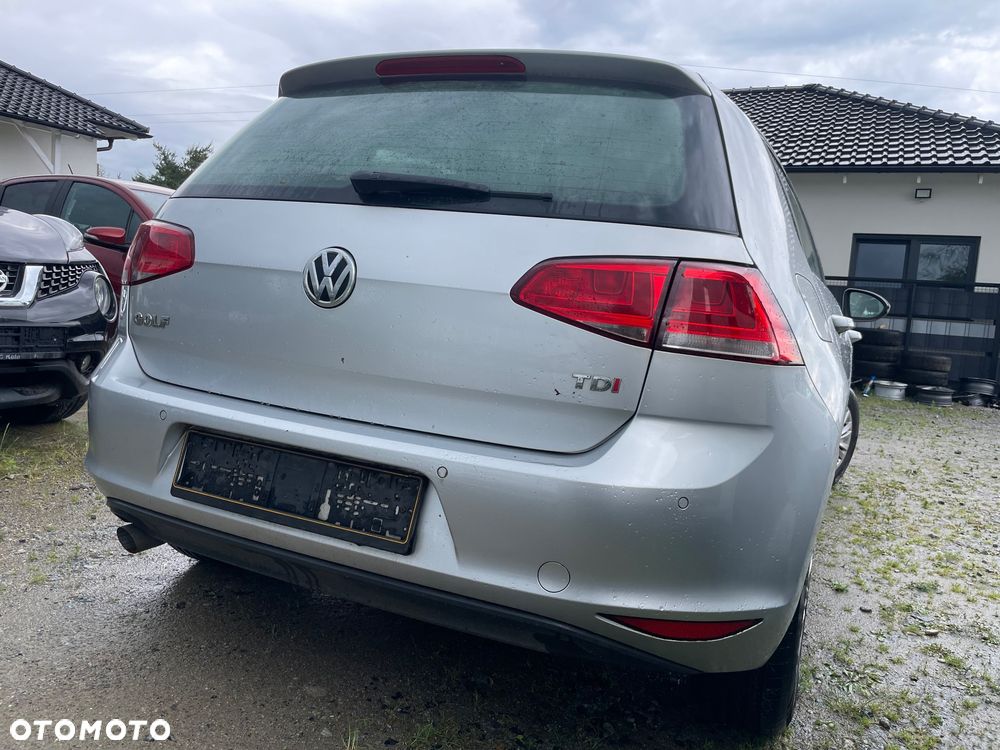 Volkswagen Golf - 9