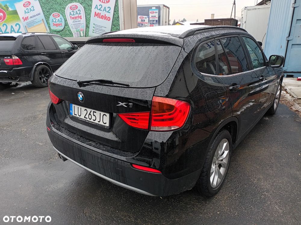 BMW X1 xDrive28i - 4