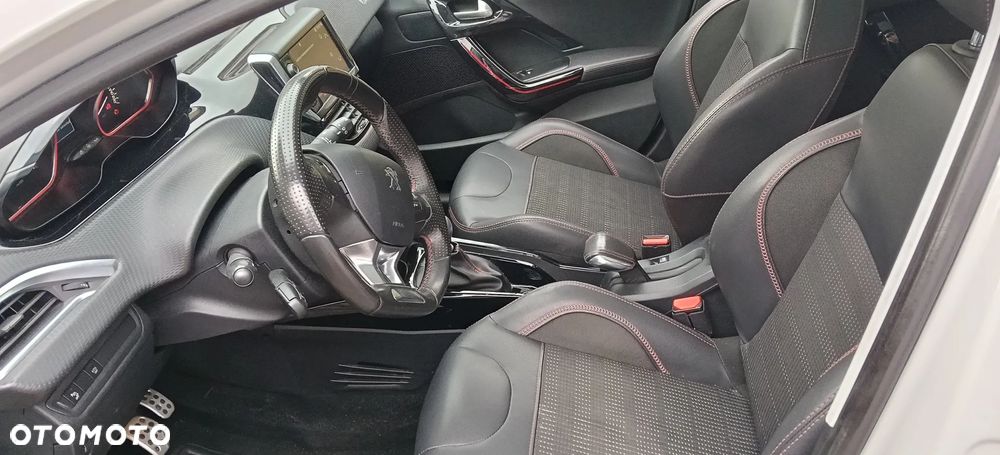 Peugeot 2008 PureTech 130 Stop&Start GT-Line Edition - 8