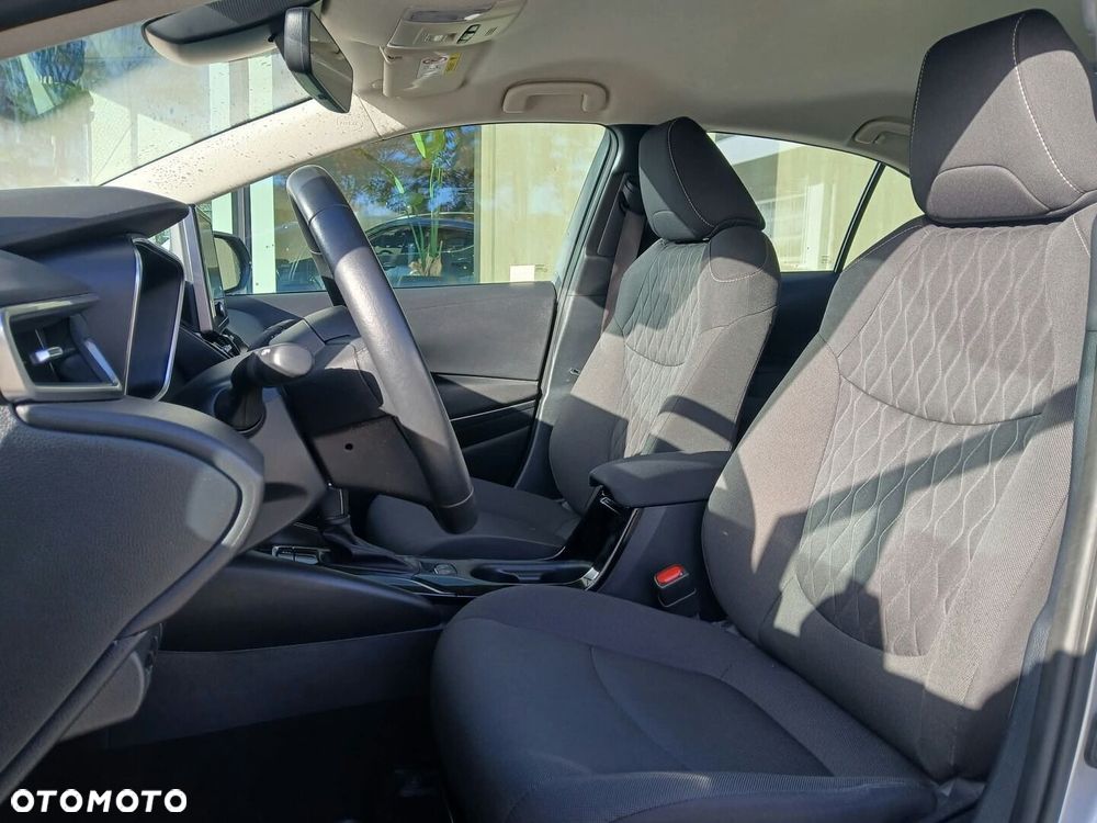 Toyota Corolla - 6