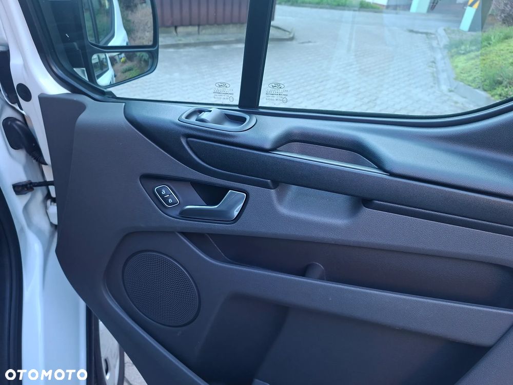 Ford Transit Custom - 14