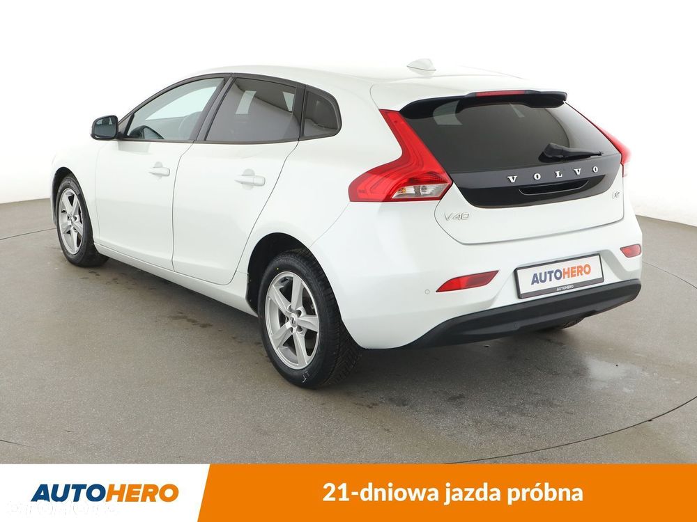 Volvo V40 D2 Kinetic - 4