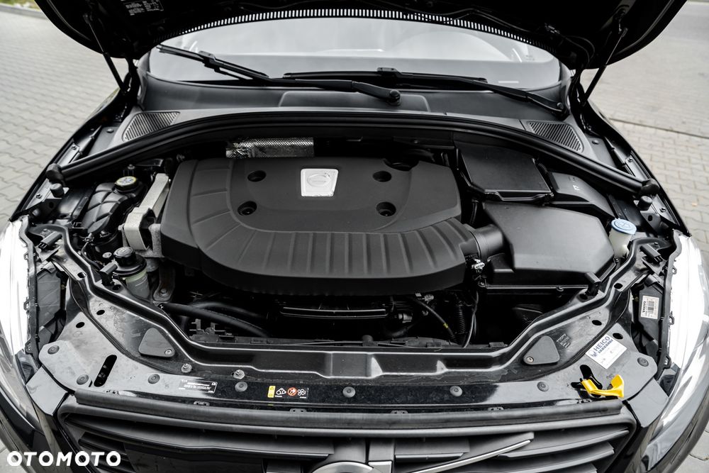 Volvo XC 60 D4 AWD Geartronic Summum - 41