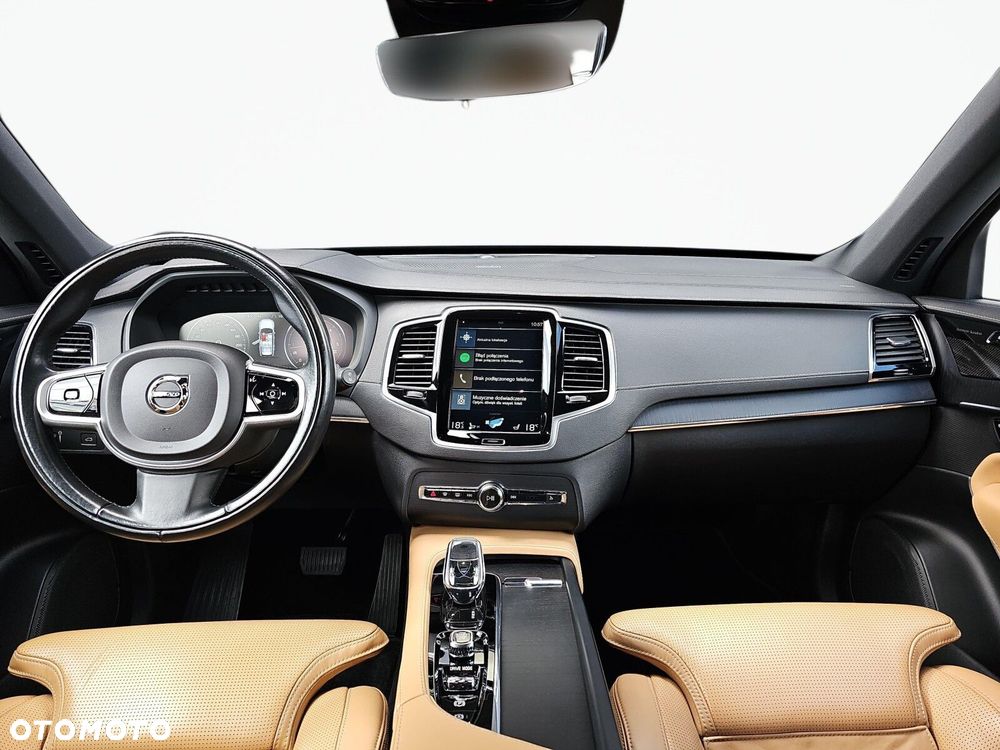Volvo XC 90 - 16