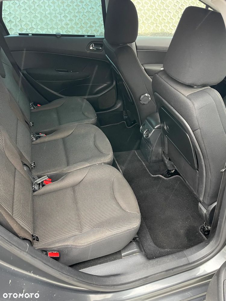 Peugeot 308 1.6 HDi Premium - 12