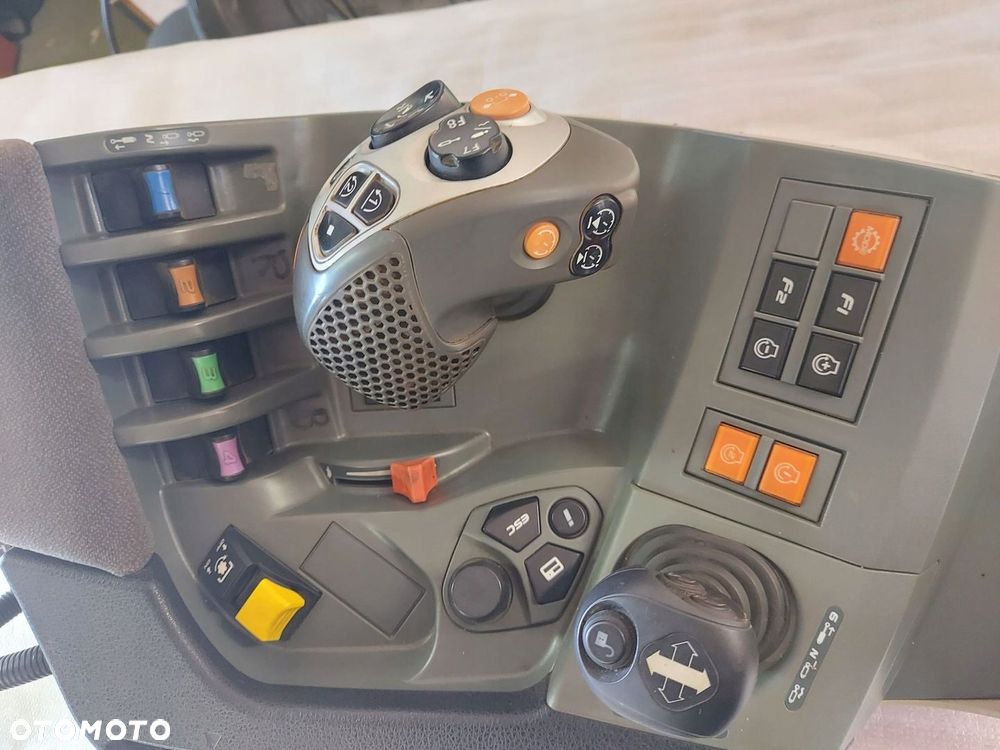 PODŁOKIETNIK WIELOFUNKCYJNY JOYSTICK 21516081 CLAAS AXION 950 - 3