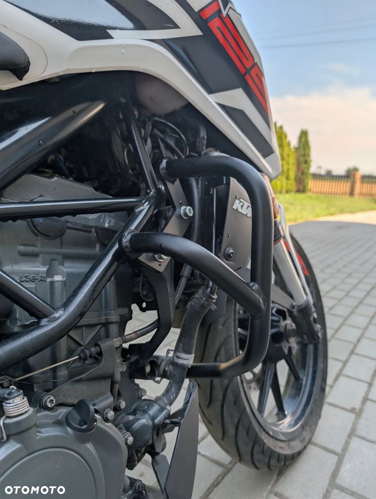 KTM Duke 125 - 14
