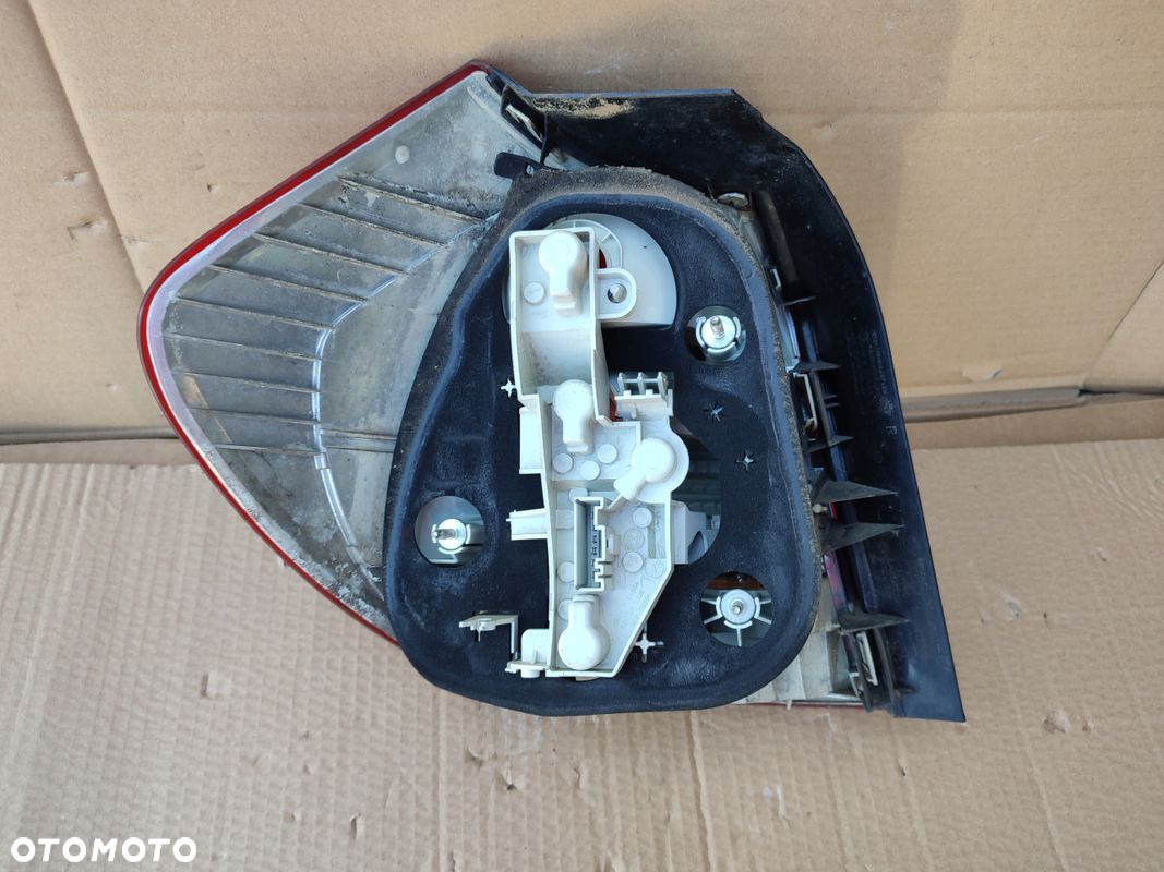 Lampa prawy tył BMW 1 E87 LIFT EUROPA ORYGINAŁ 7164956 - 3