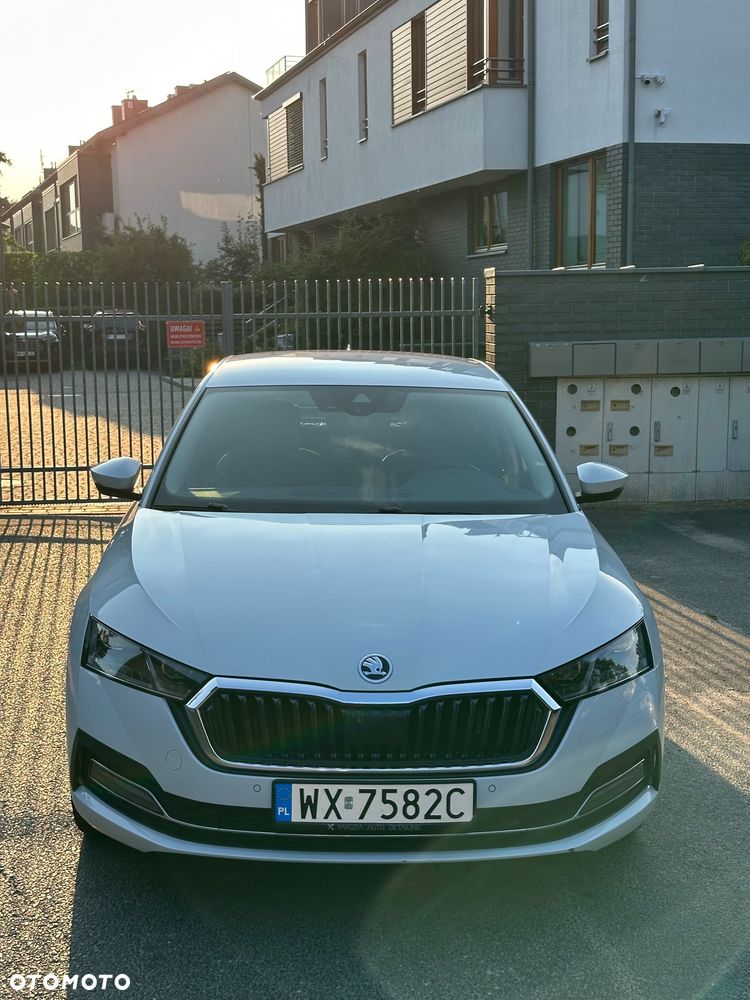 Skoda Octavia 2.0 TDI Style DSG - 9