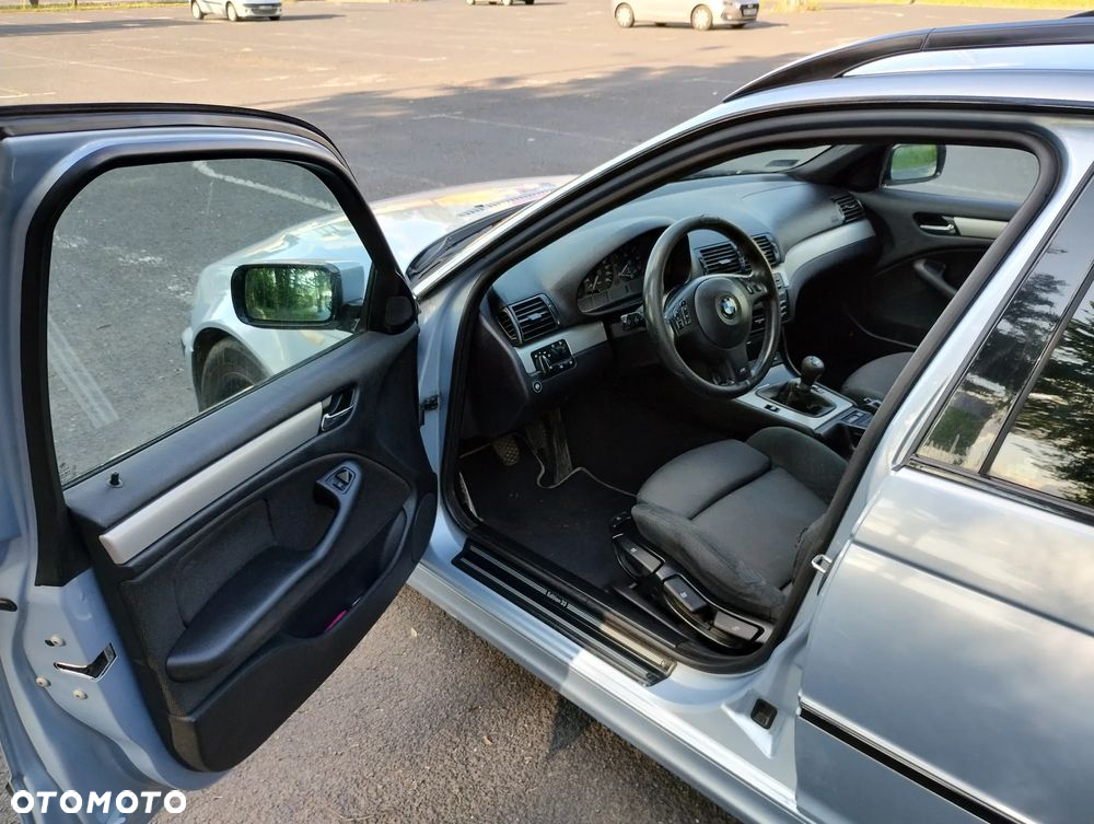 BMW Seria 3 318i - 10