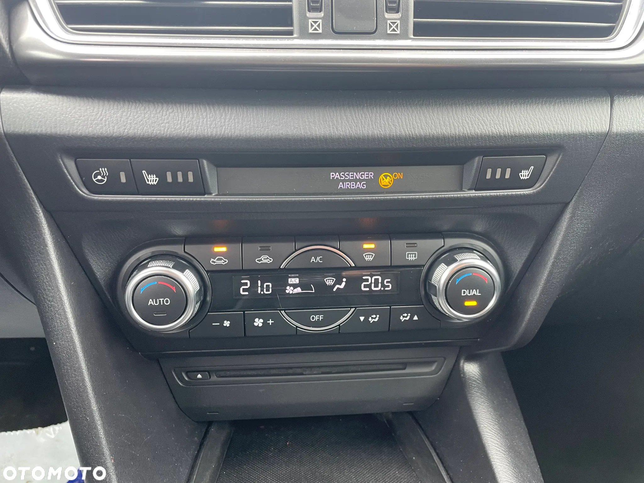 Mazda 3 SKYACTIV-G 120 Exclusive-Line - 20