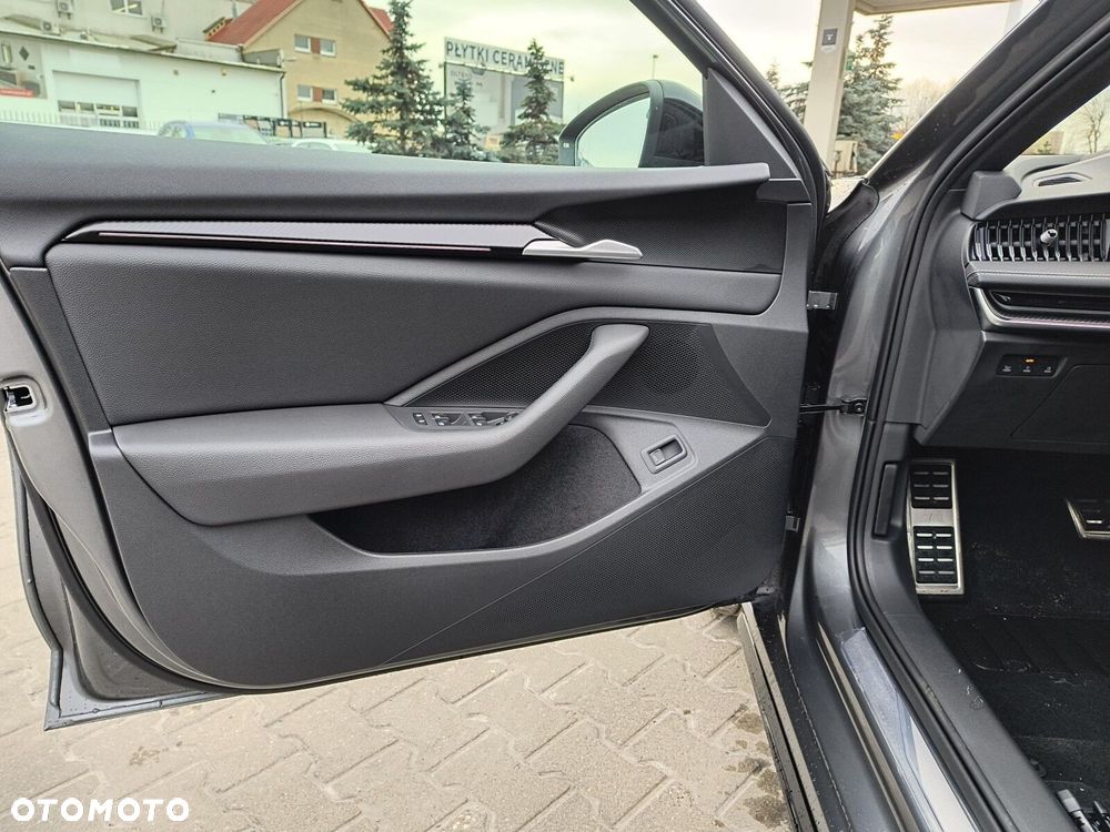 Skoda Superb 2.0 TSI 4x4 Sportline DSG - 10