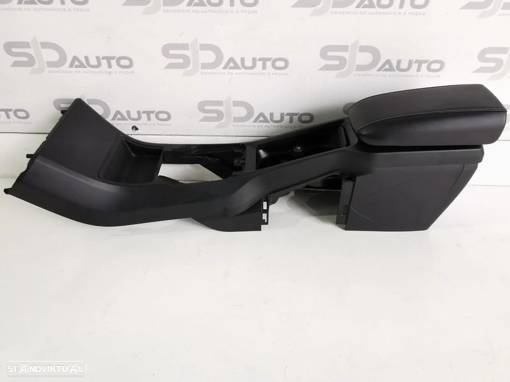 Apoio Braço / Consola Central - Volvo V40 R-Design - 1