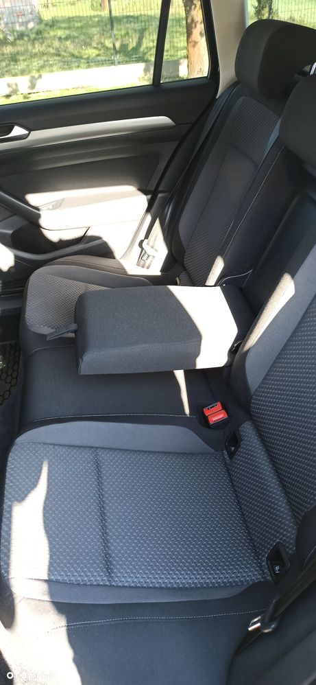 Volkswagen Passat 2.0 TDI SCR Comfortline - 10
