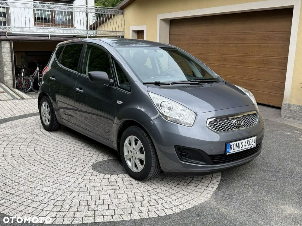 Kia Venga - 7