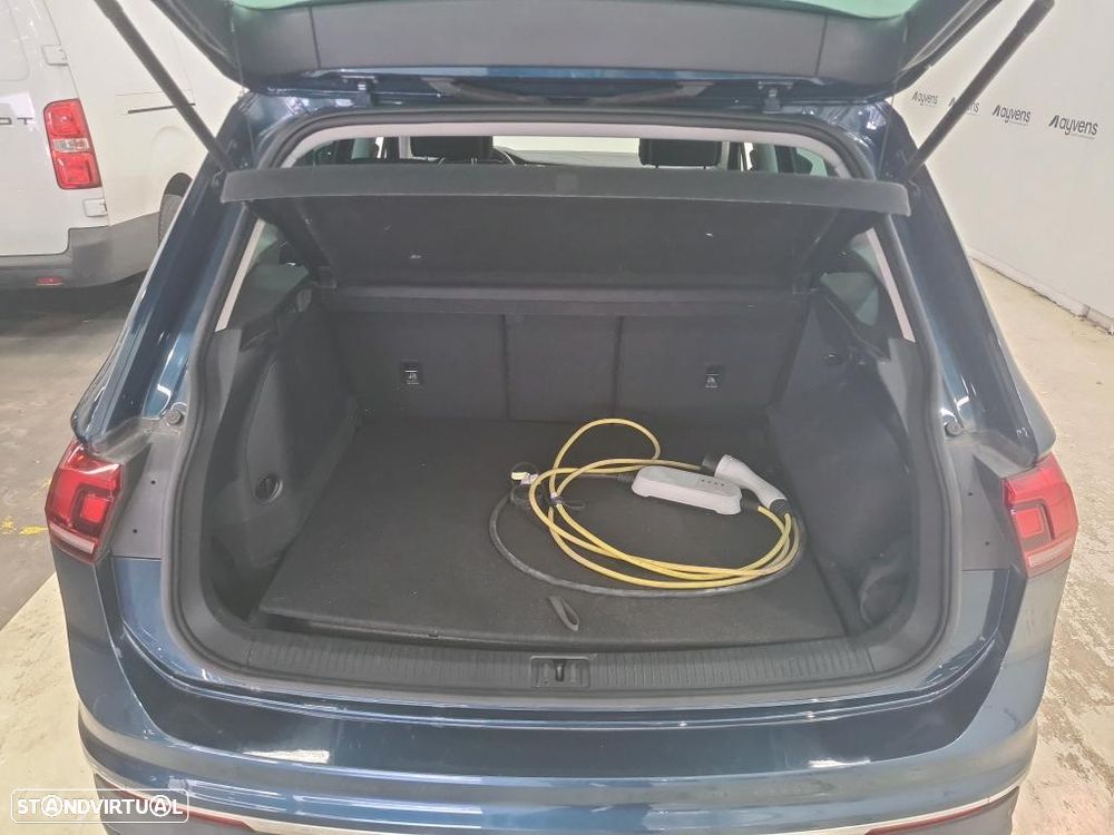 VW Tiguan 1.4 TSI eHybrid Conceptline DSG - 11