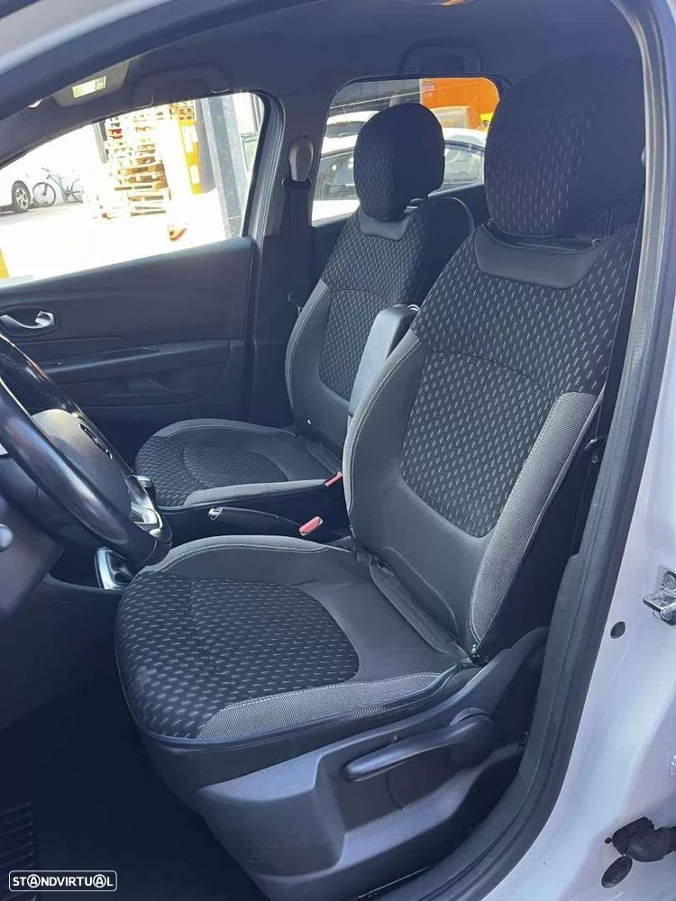 Renault Captur 1.5 dCi Exclusive - 4