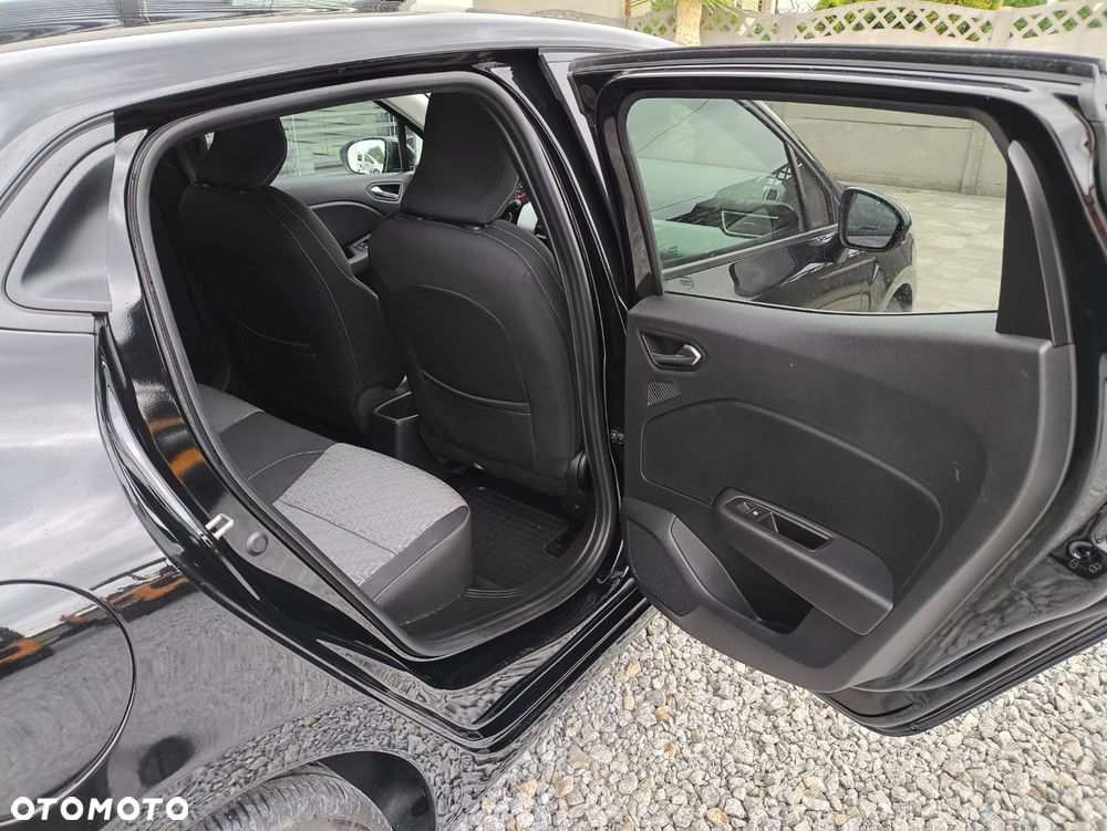 Renault Clio - 24