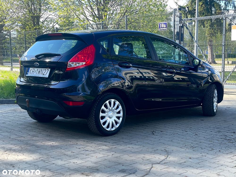 Ford Fiesta 1.25 Trend - 11