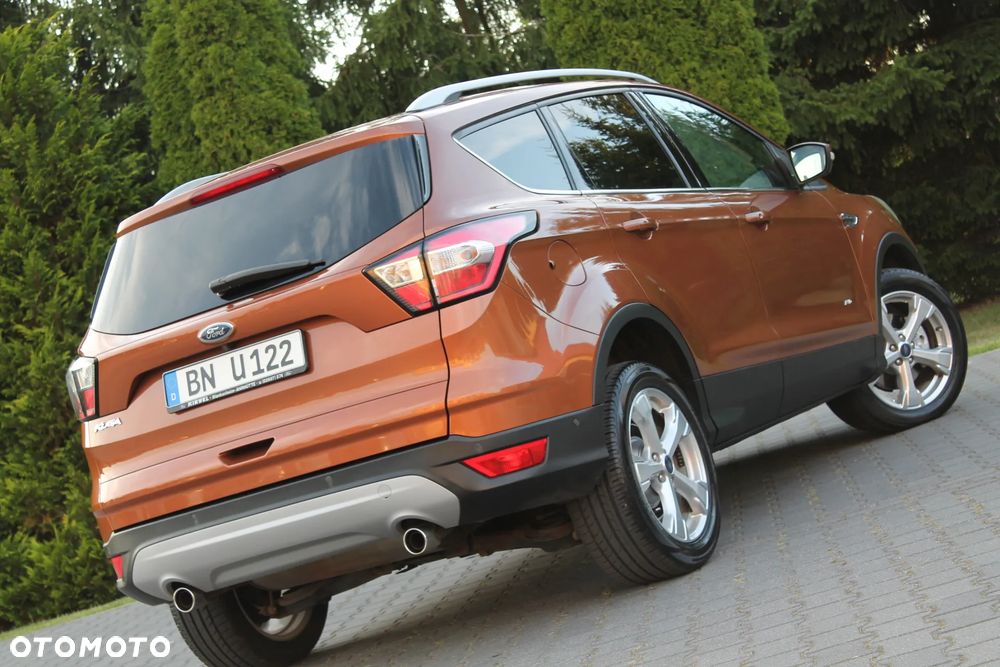 Ford Kuga - 12