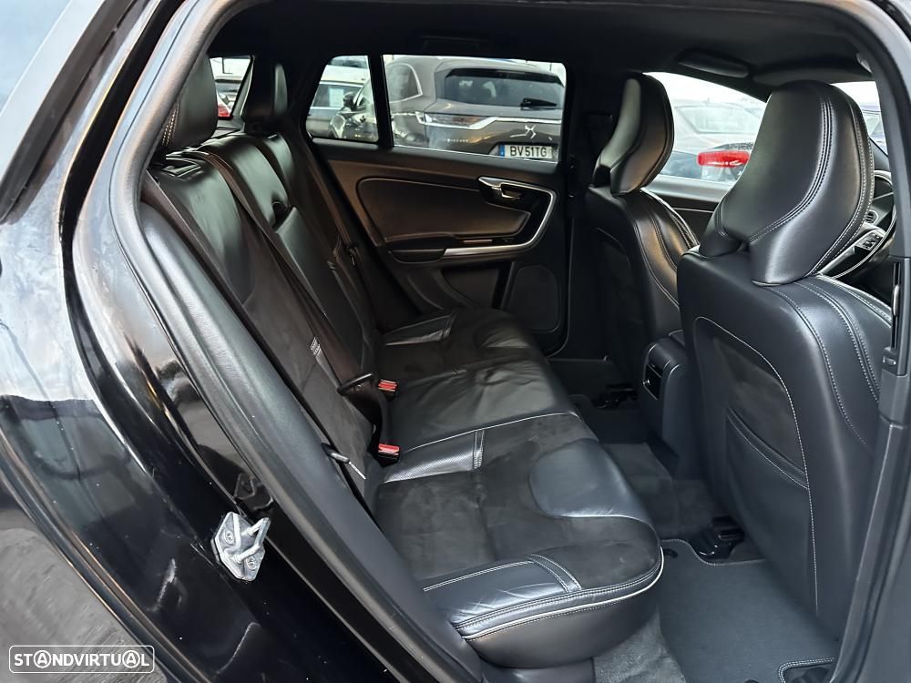 Volvo V60 2.4 D6 R-Design AWD Phev - 43