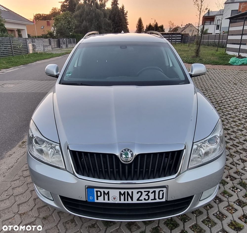 Skoda Octavia 1.8 TSI Elegance DSG - 2