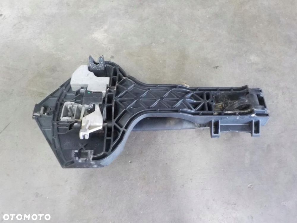 VW CRAFTER SPRINTER 906 DOKA KLAMKA ZEWNETRZNA TYLNA LEWA - 2