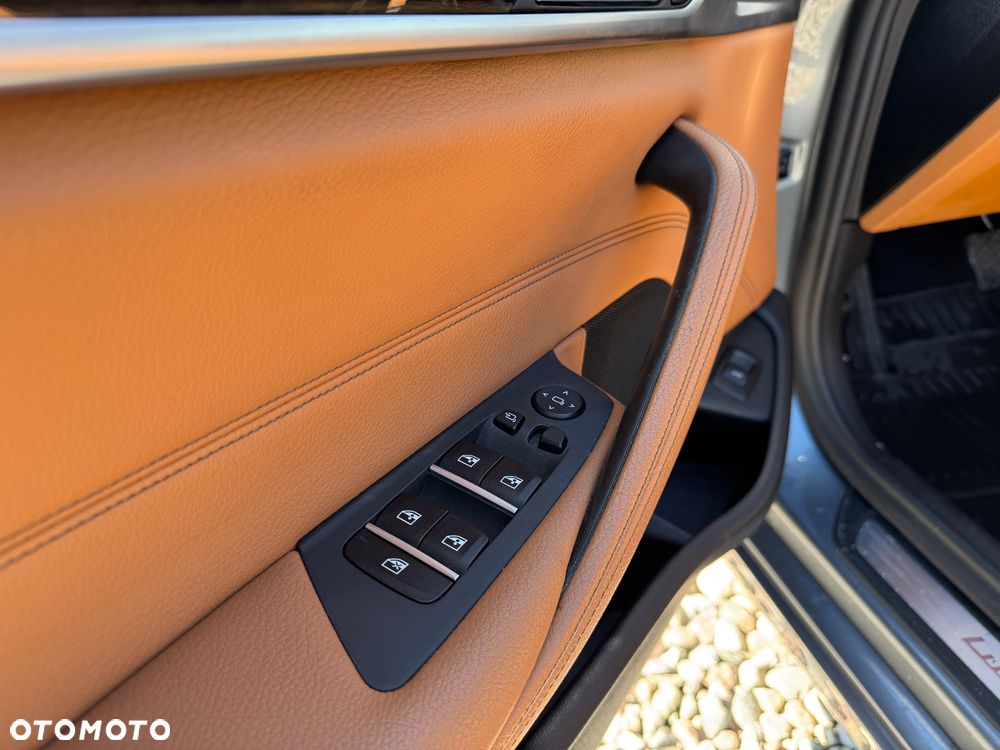 BMW Seria 5 520d Luxury Line sport - 18