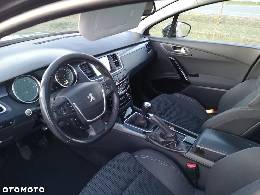 Peugeot 508 1.6 e-THP Active S&S - 36