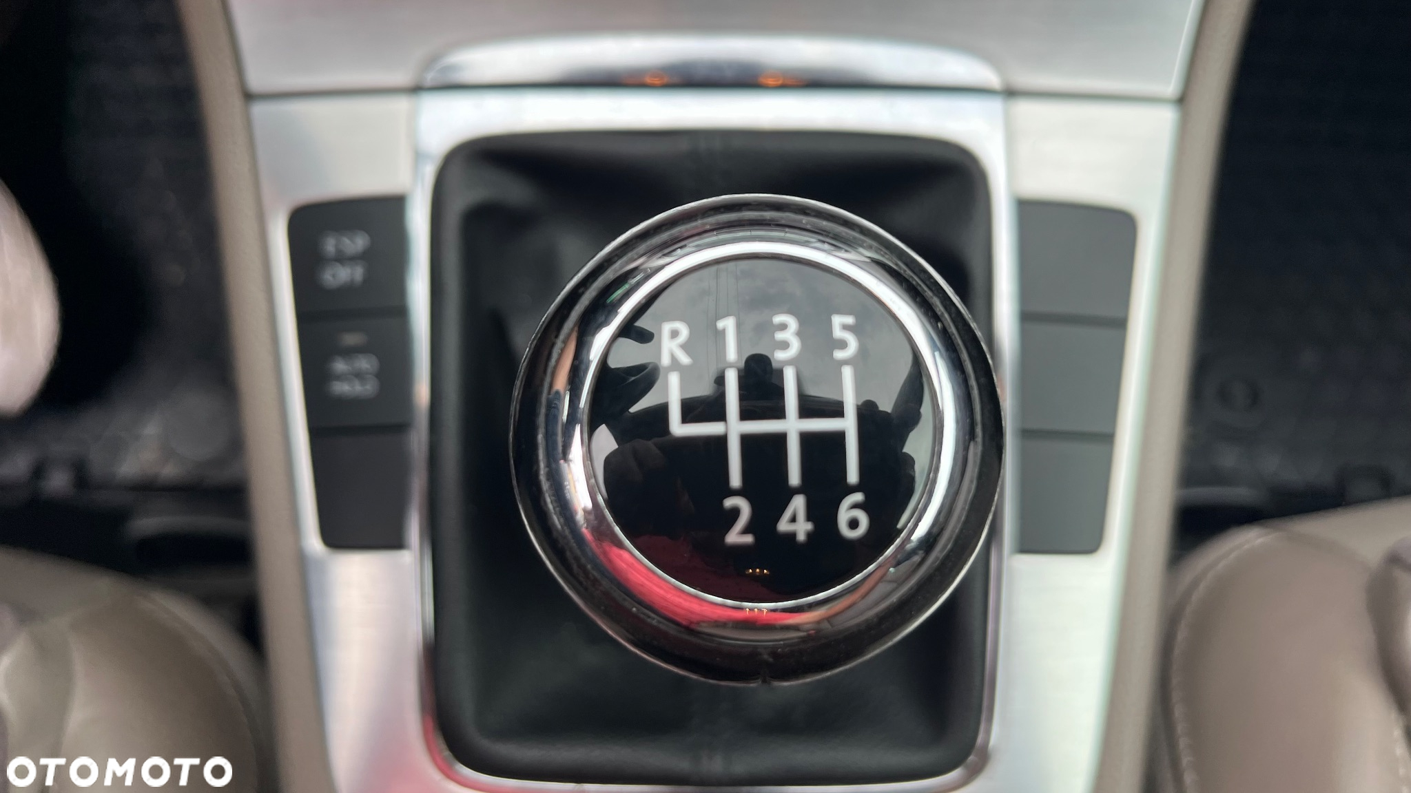 Volkswagen Passat - 21