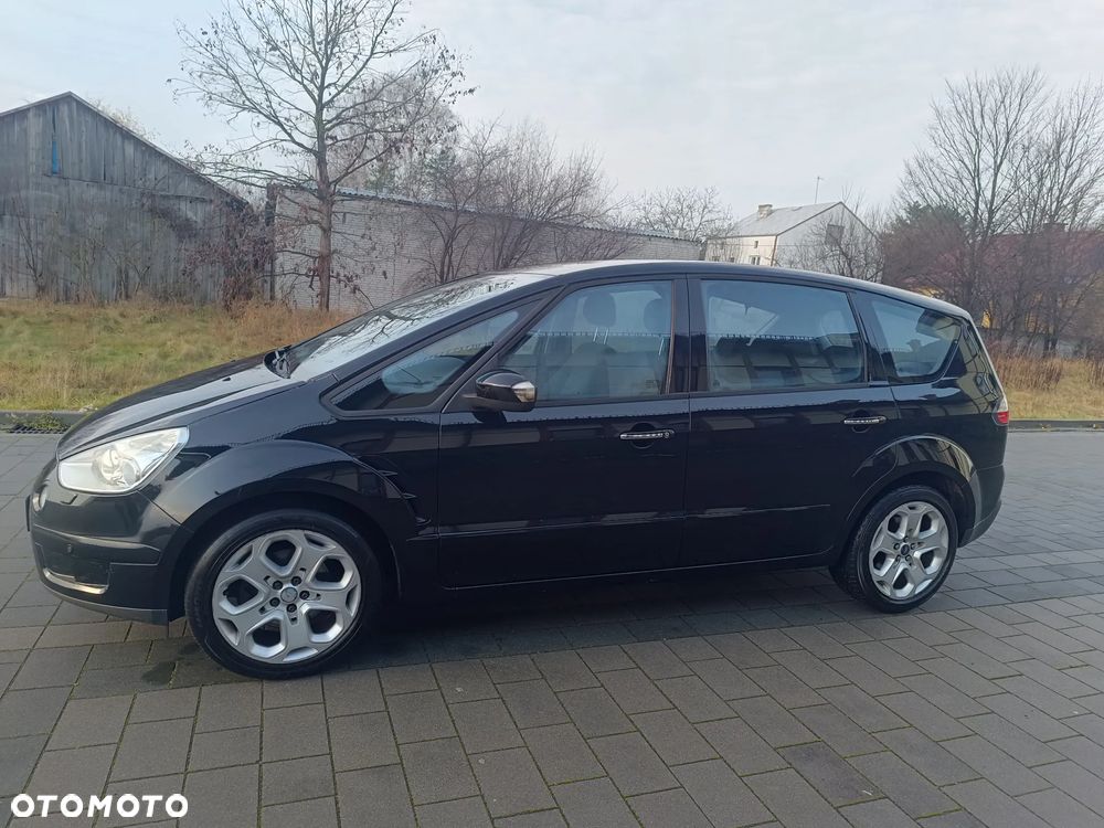 Ford S-Max - 8