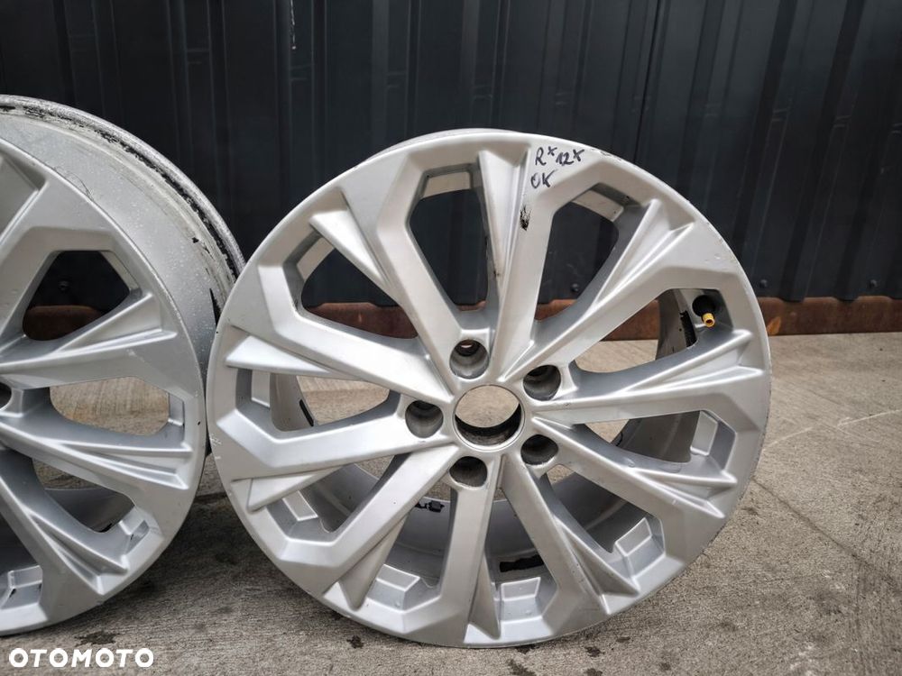 FELGA FELGI KOMPLET AUDI A4 B9 A5 8W ITP 7.5 J R17 ET38 8W0601025L R*12* - 6