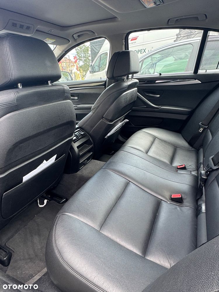 BMW Seria 5 535d xDrive - 9