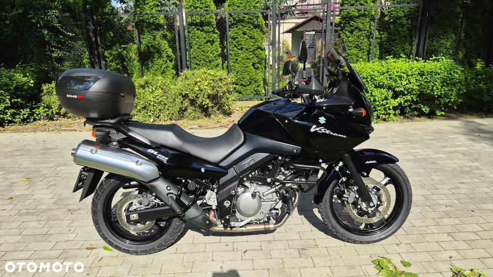 Suzuki V-STROM - 2