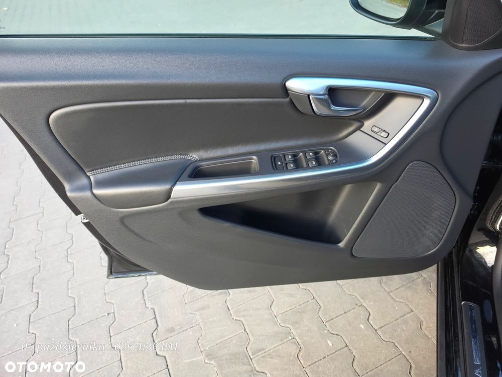 Volvo V60 D2 Drive-E Dynamic Edition (Momentum) - 29