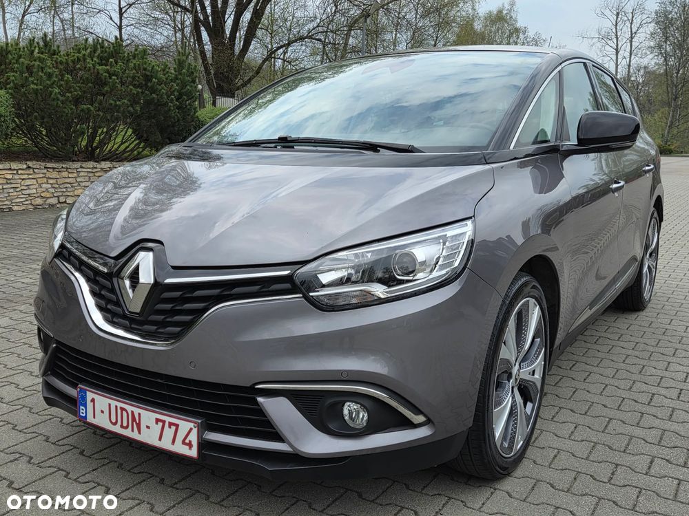 Renault Grand Scenic - 1