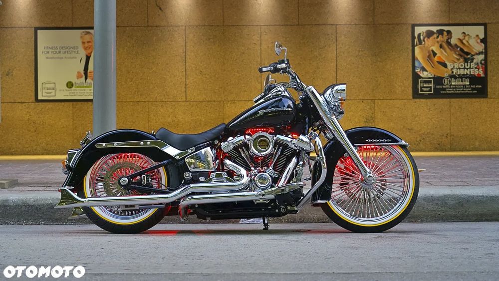 Harley-Davidson Softail Deluxe - 3
