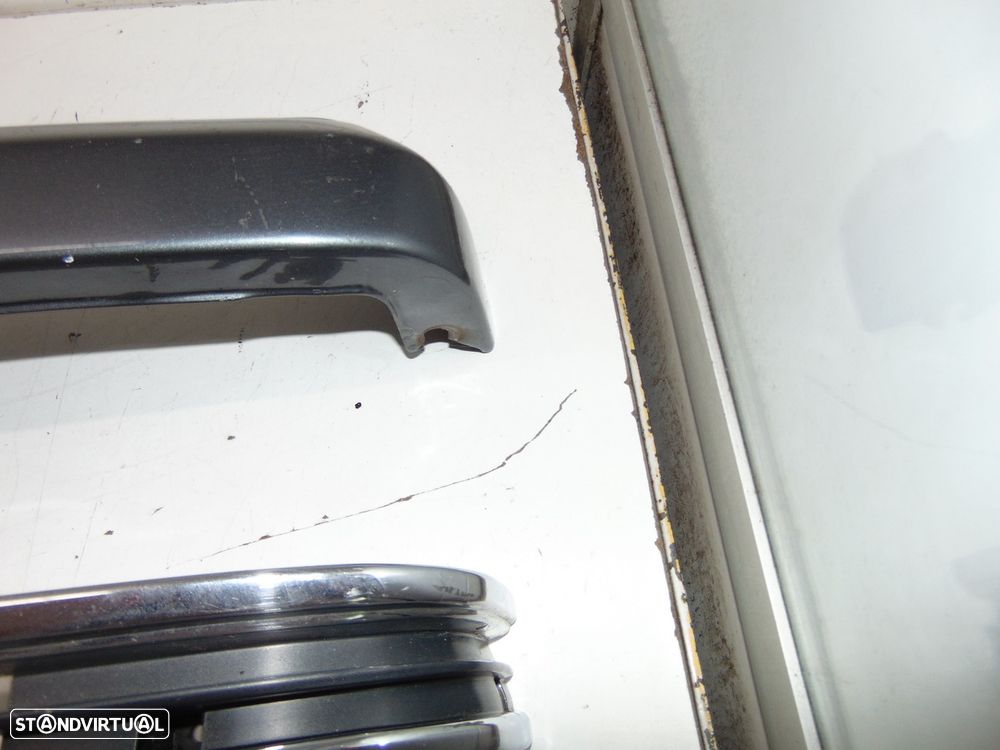 Mazda 2200 grelha/Frente de chapa - 8