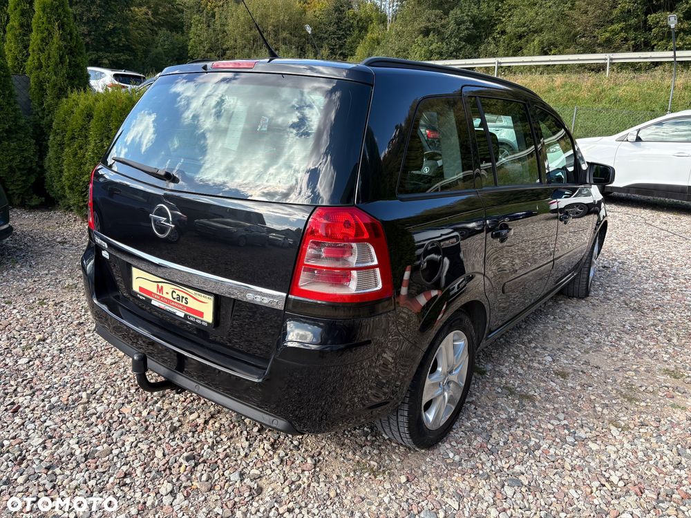 Opel Zafira 1.6 Cosmo - 9