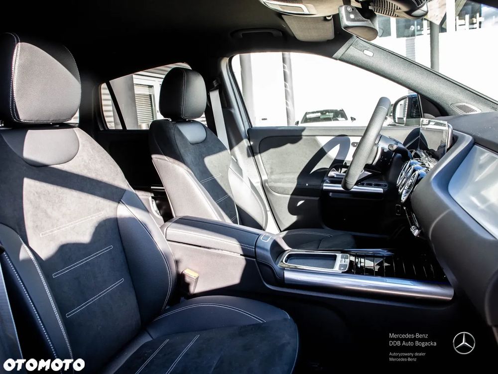 Mercedes-Benz GLA 220 mHEV 4-Matic AMG Line 8G-DCT - 8